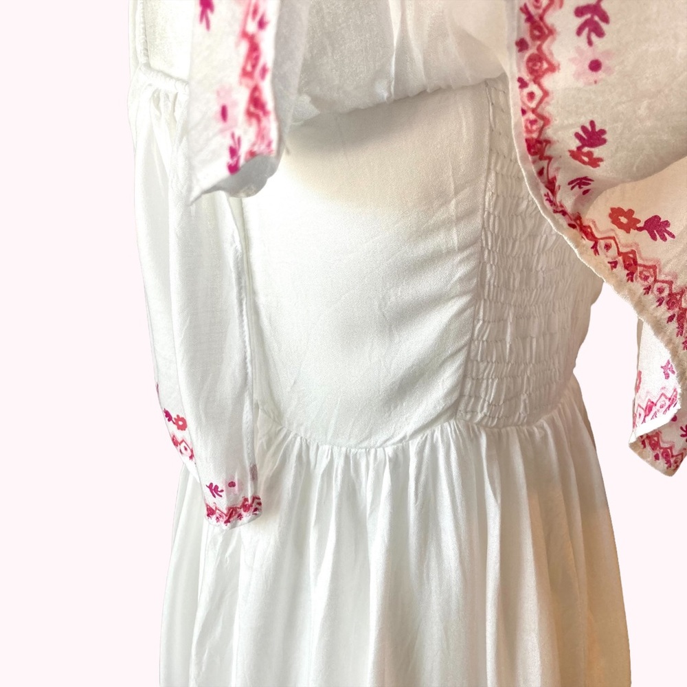 one the land off-the-shoulder white dress with pink floral accents - Size L - Picture 9 of 13